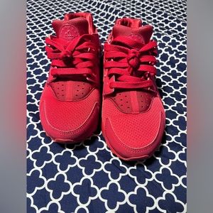 Nike Huarache Run
Boys' Grade School